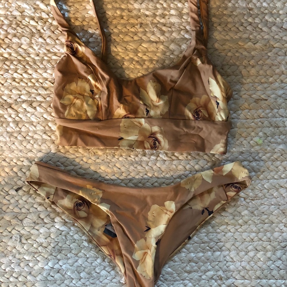 Boys and Arrow bikini